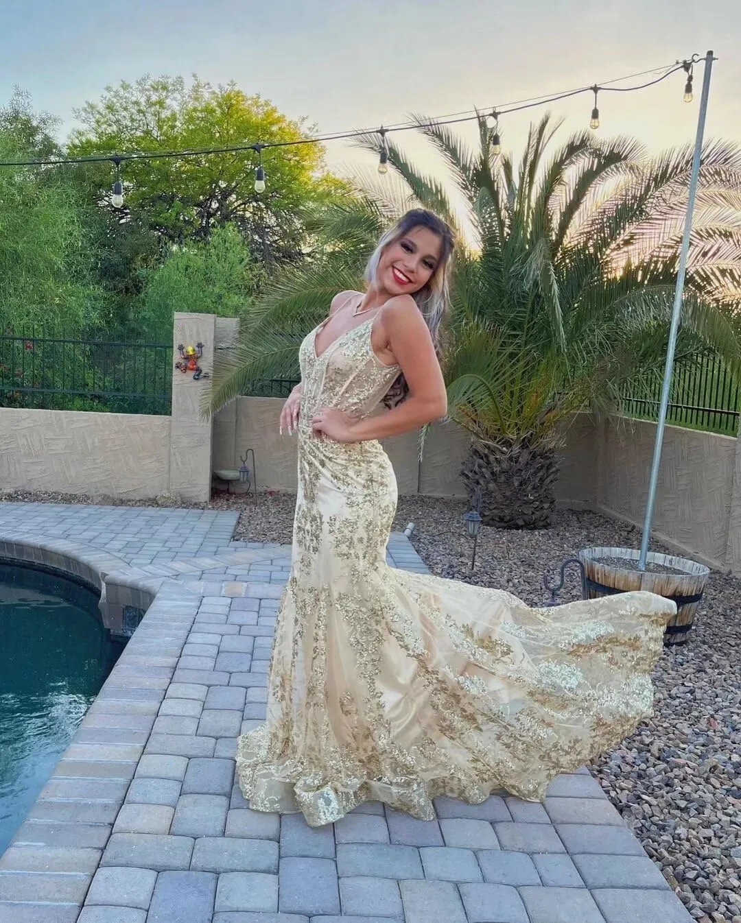 Sparkly Sequin Mermaid Prom Dresses with Train 2025 Spaghetti Straps Corset Formal Dresses Bodycon Ball Gowns XOD0425