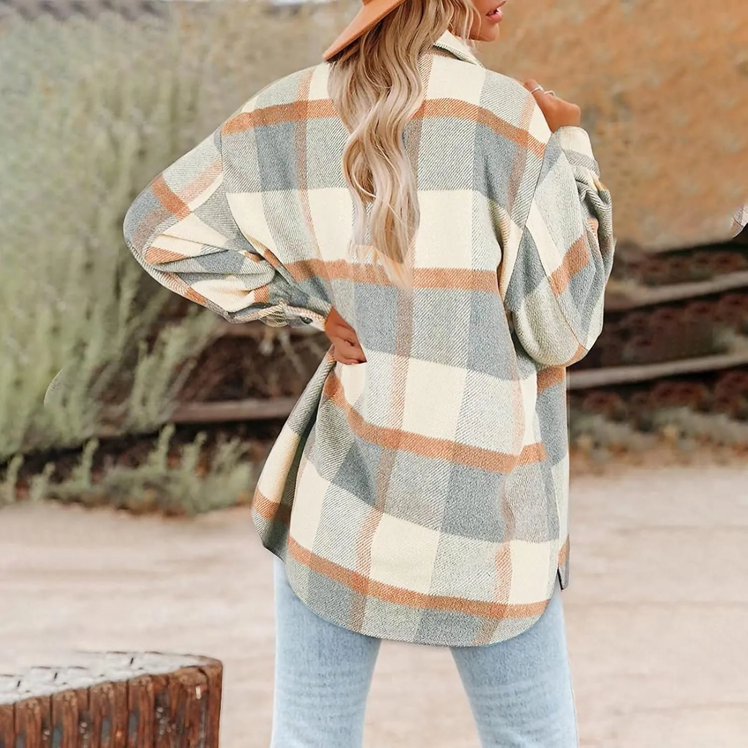 Women's Flannel Plaid Shacket Jackets Long Sleeve Button Down Shirts Jacket Coats Fall Winter Outfits for Women 2024